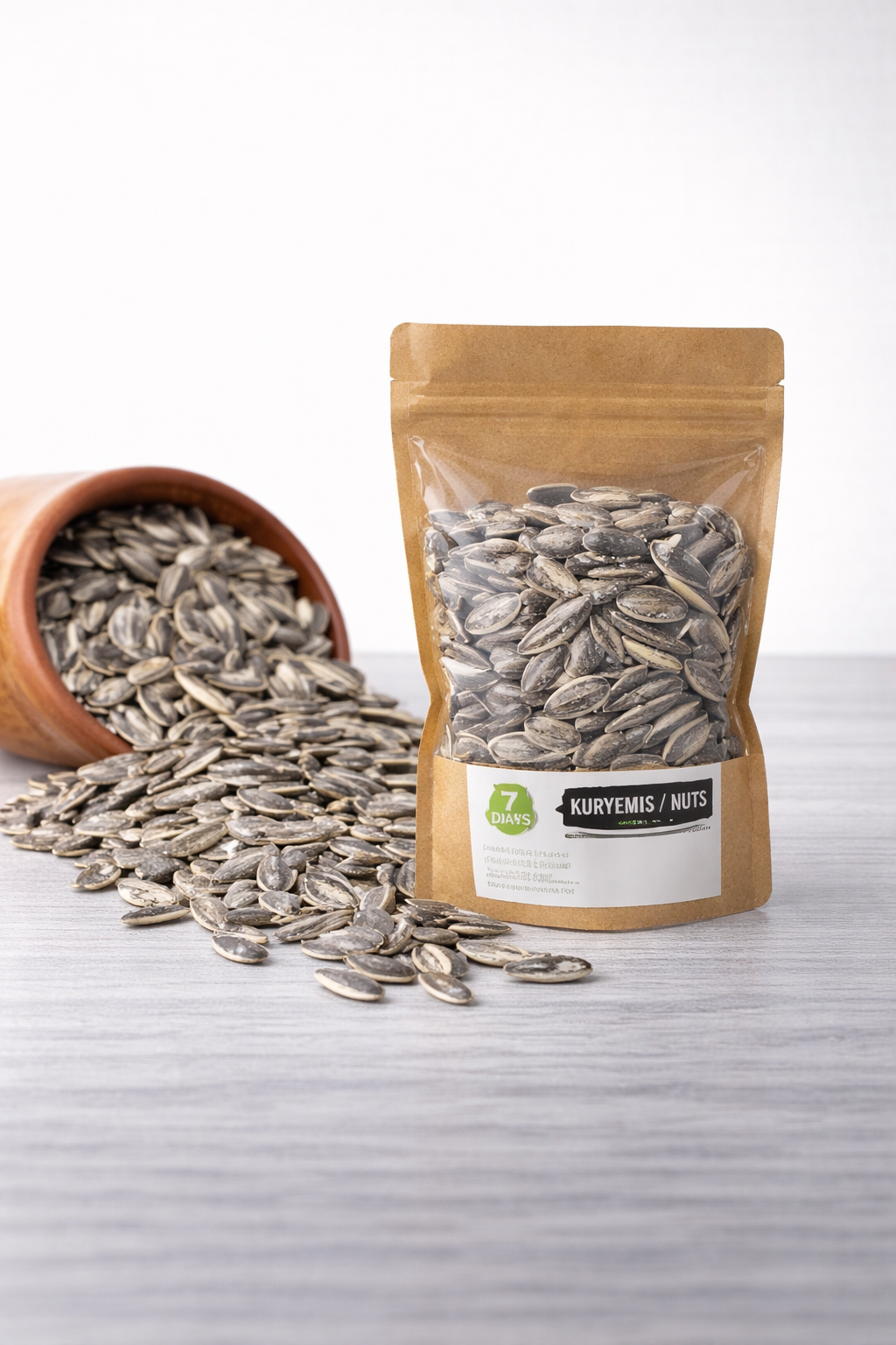 Dakota Tuzsuz Çekirdek 1 KG